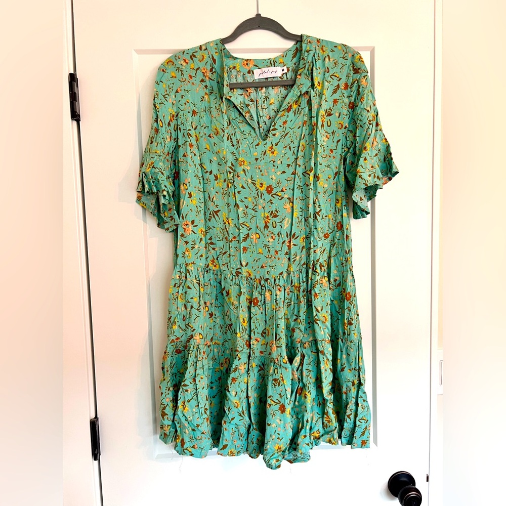 Worn twice. Beautiful casual, flowy dress